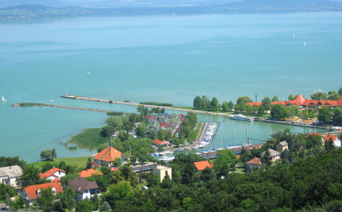 Place image